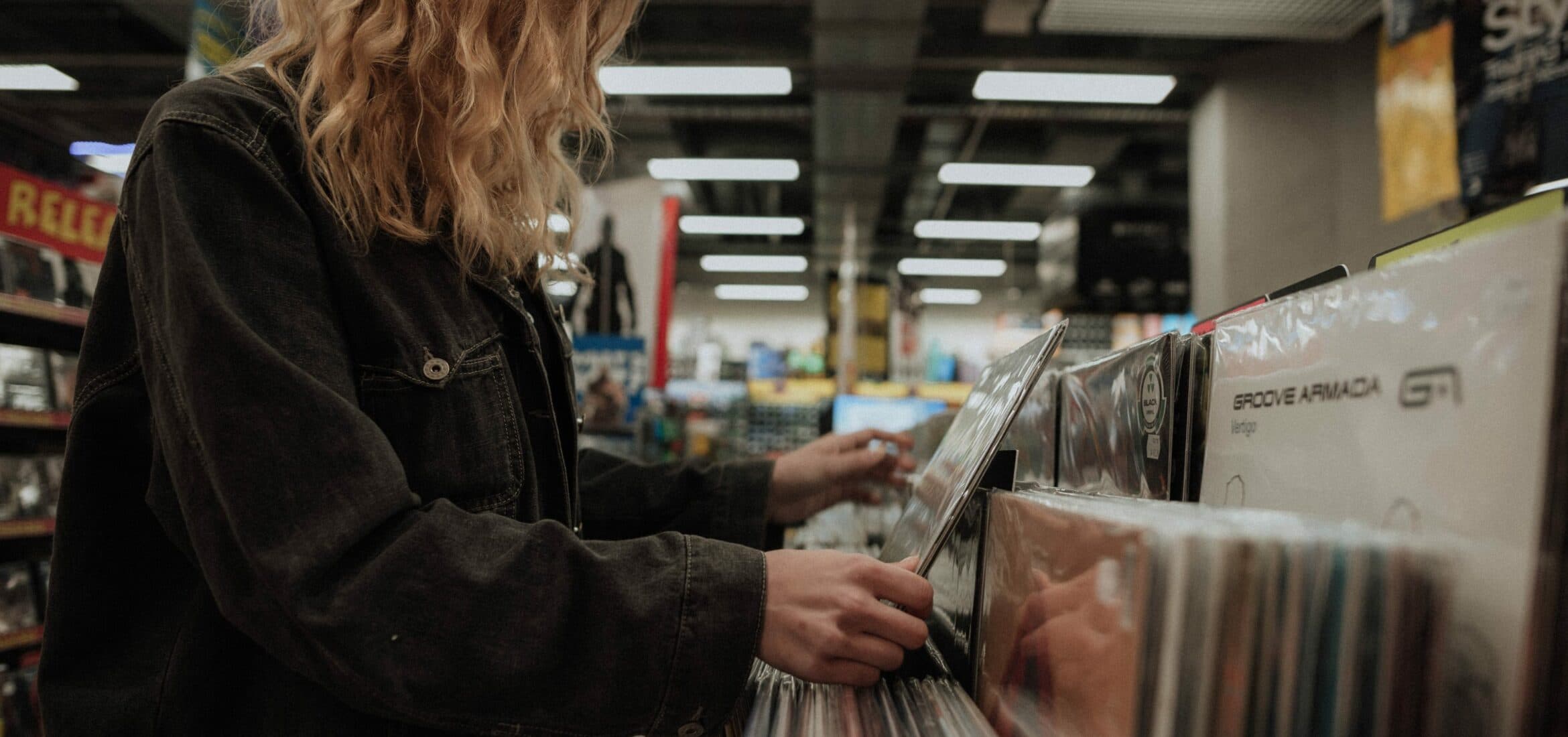 5 Ways to Distribute and Publish Your Own Music without a Label