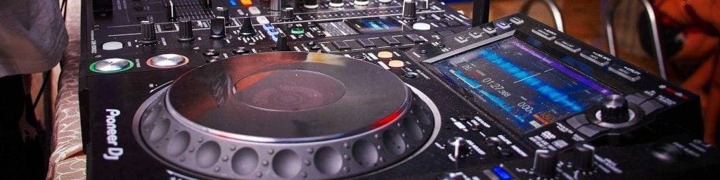 Pioneer CDJs and mixer