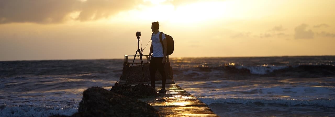 Field recording at the beach