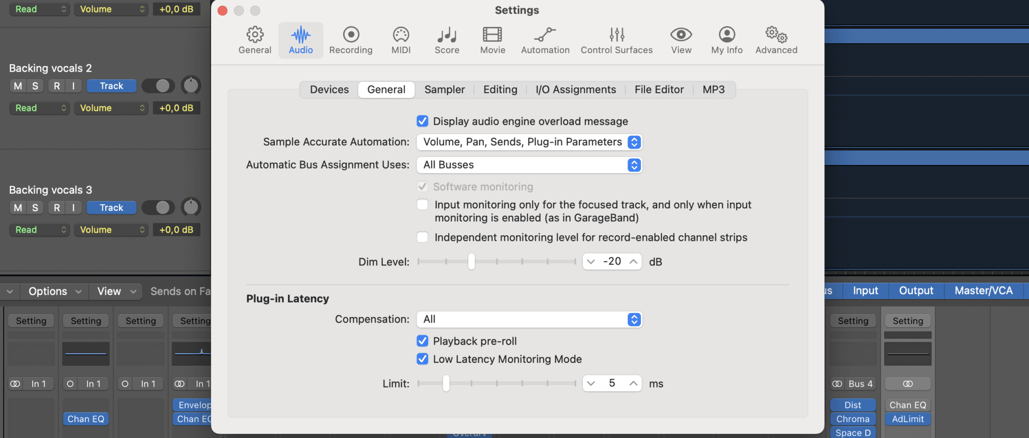 Logic Pro displaying track and monitoring options.