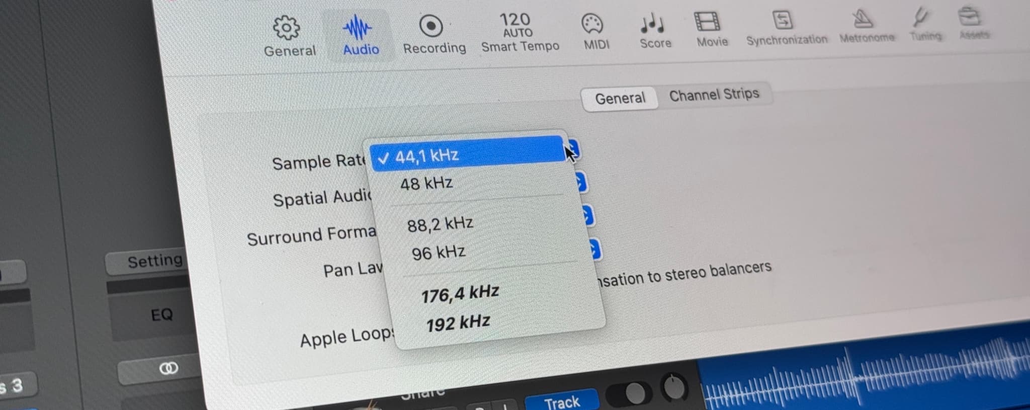 Audio Settings sample rate options in Logic Pro