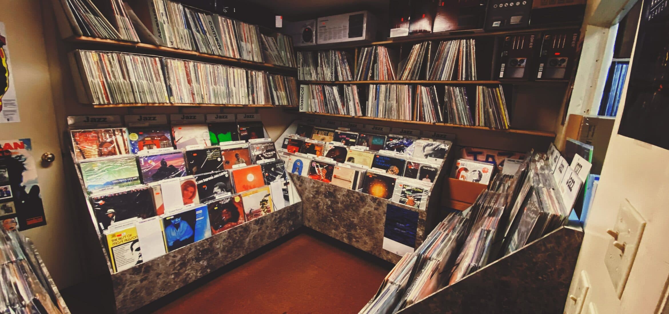 Introduction to Reference Tracks in Mastering